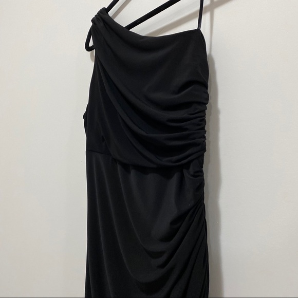 🛍3/$45 Le Chateau One Shoulder Side Rouched Dress - Picture 2 of 6